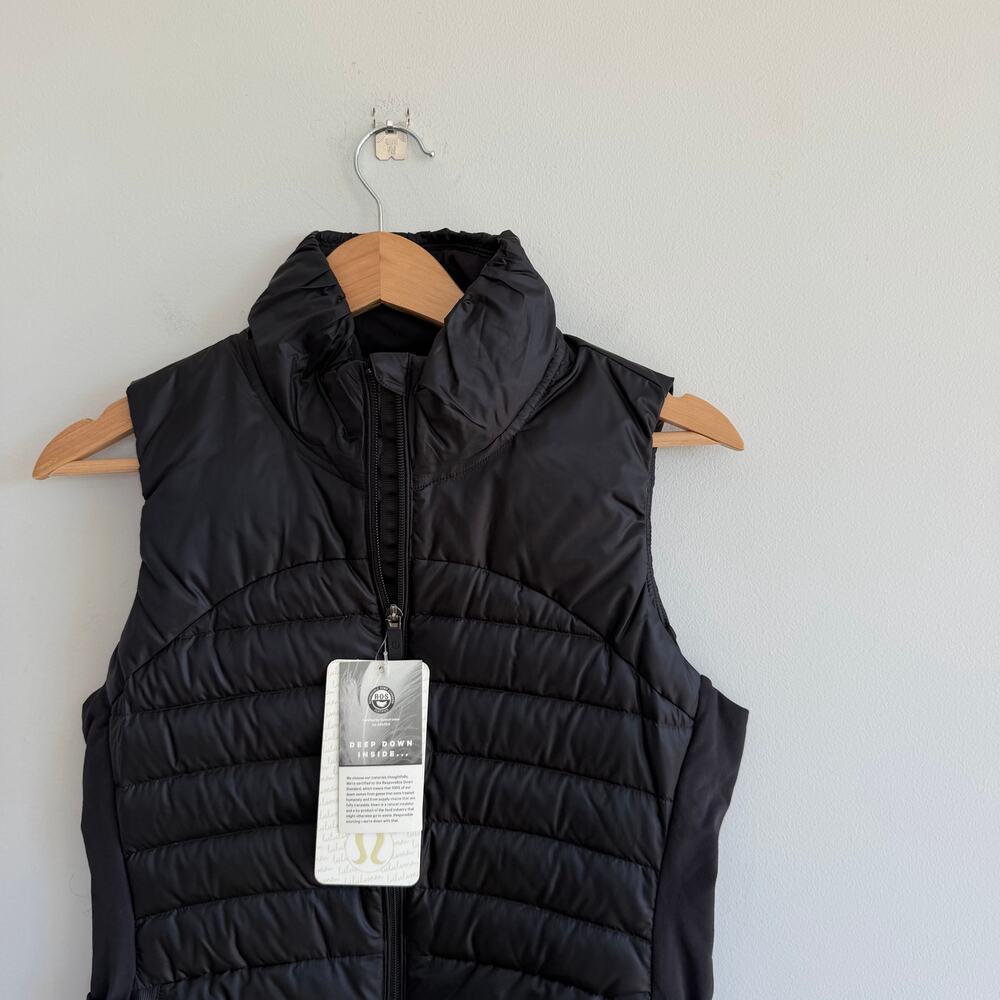 Lululemon Down For A Run Vest II Zip Up Black 8 NWT - Picture 5 of 13